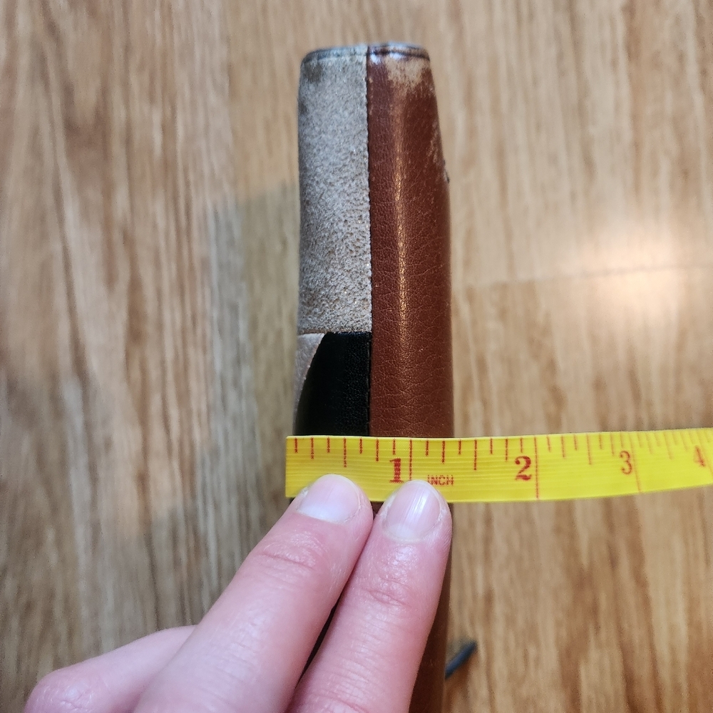 Fossil Wallet - Picture 11 of 11